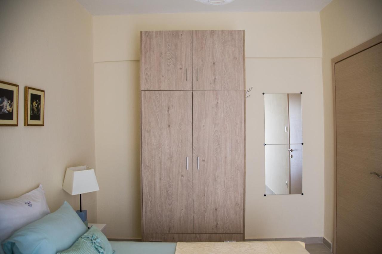 Blue Theros Apartments Paralia Dionysiou Esterno foto