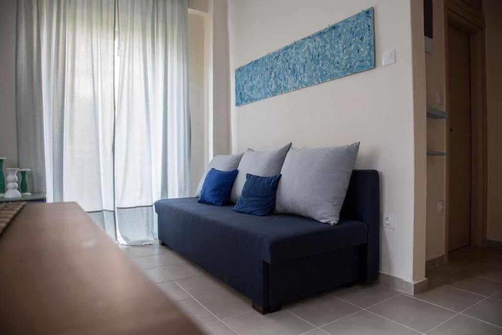 Blue Theros Apartments Paralia Dionysiou Esterno foto